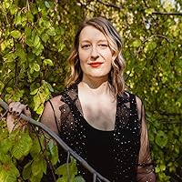 Julia Bartz